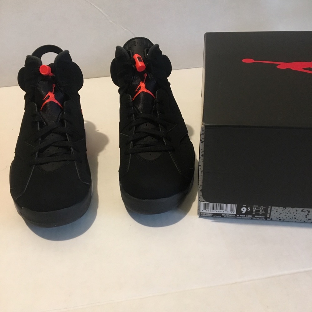 325$ RETRO 6s 230$ RETRO 9s 235$ RETRO 1s $325